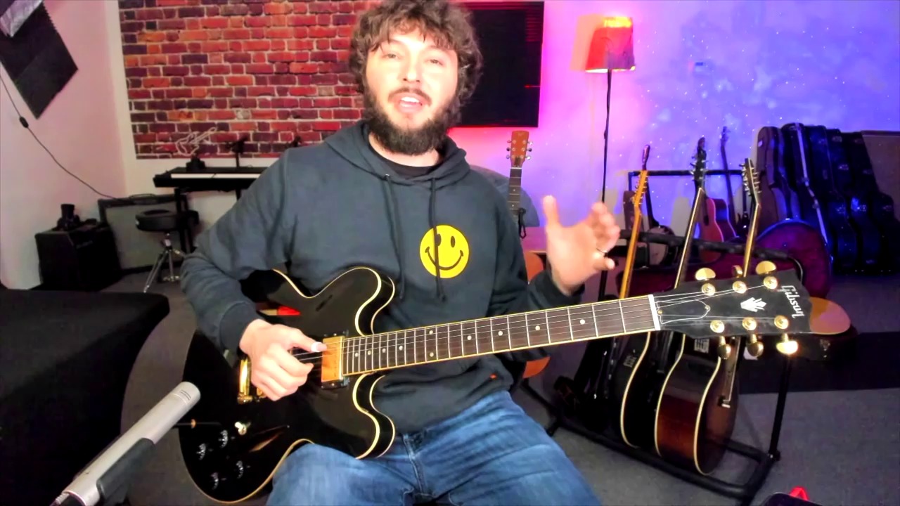 the_hypnotic_sound_of_hill_country_blues_a_guitar_a0z-2s5BRBs_frame_03.jpg